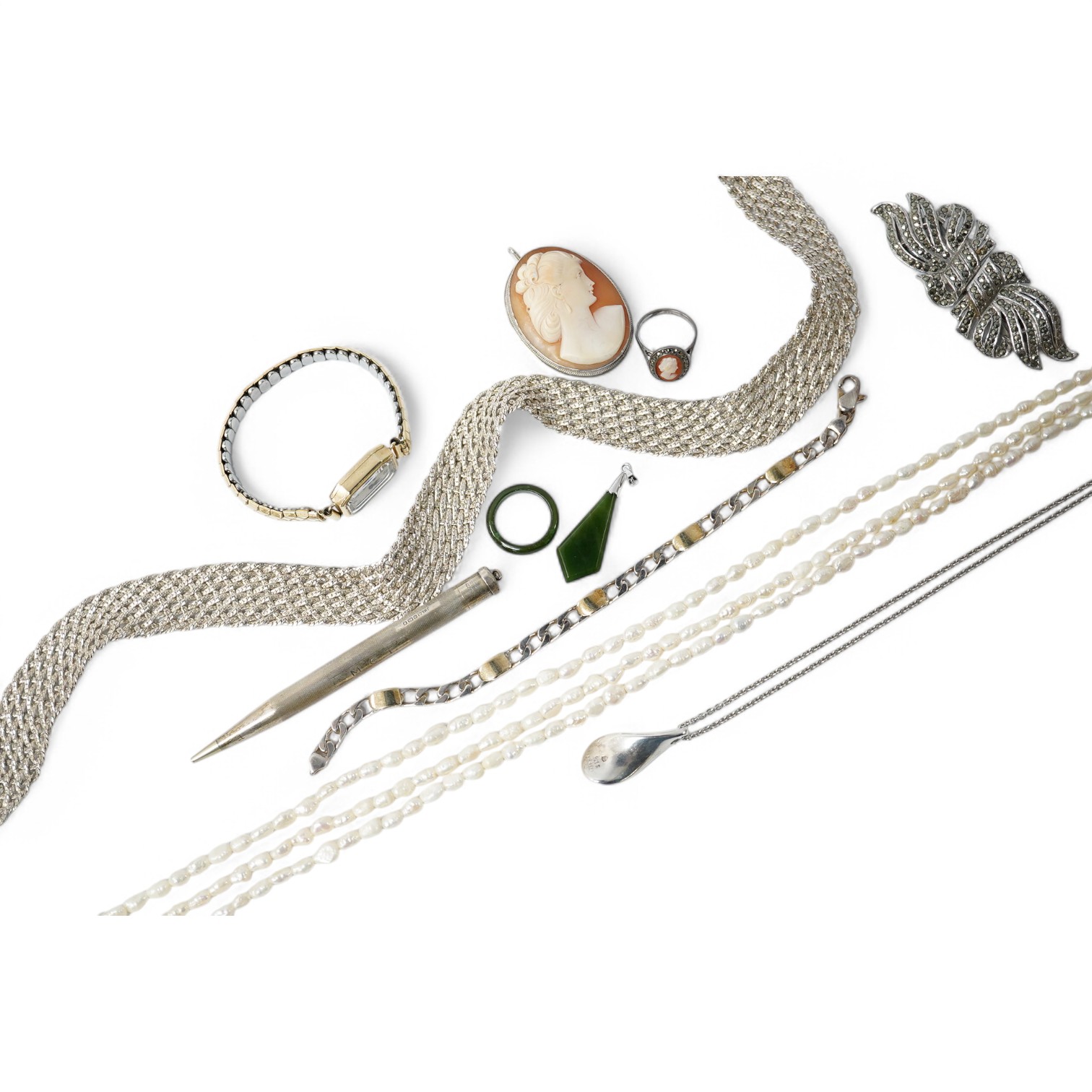 A modern 925 bracelet bearing the word 'Tiffany', together with a freshwater pearl necklace with 9ct gold clasp, a white metal mesh link necklace, a Danish 925 pendant on chain and seven other items including a lady's 9c